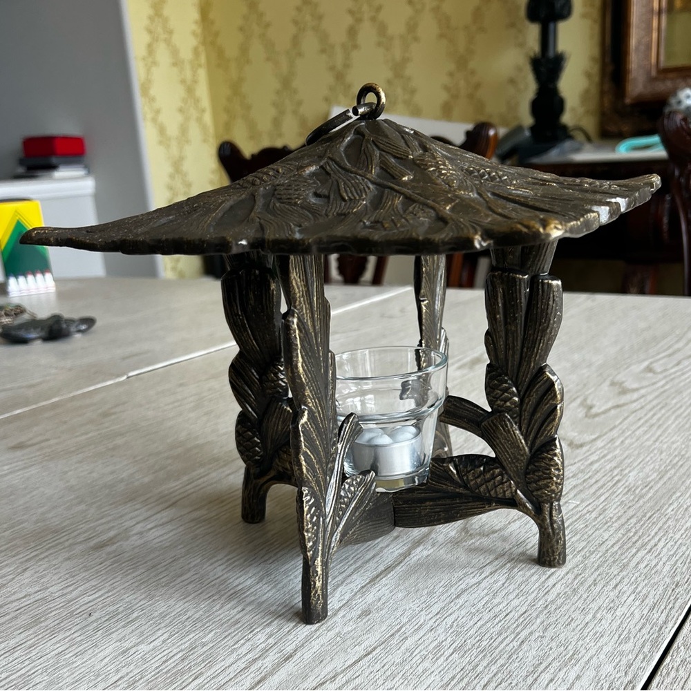 Pin one Twilight Tea Light Lantern - Picture 2 of 11
